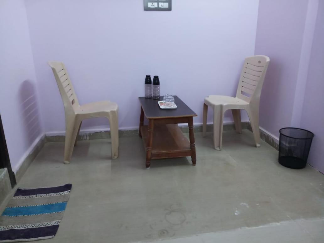 ホテルSri Kousthubham Residency ティルパティ エクステリア 写真